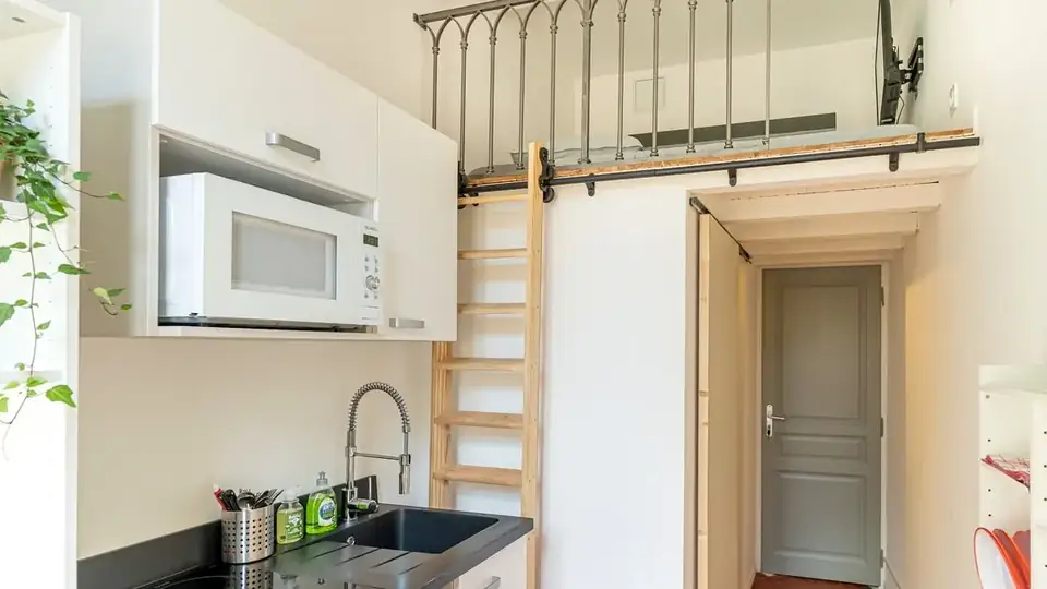 Studio intra-muros à Avignon après rénovation